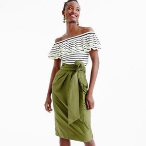 J.Crew army green seersucker pencil skirt size 4